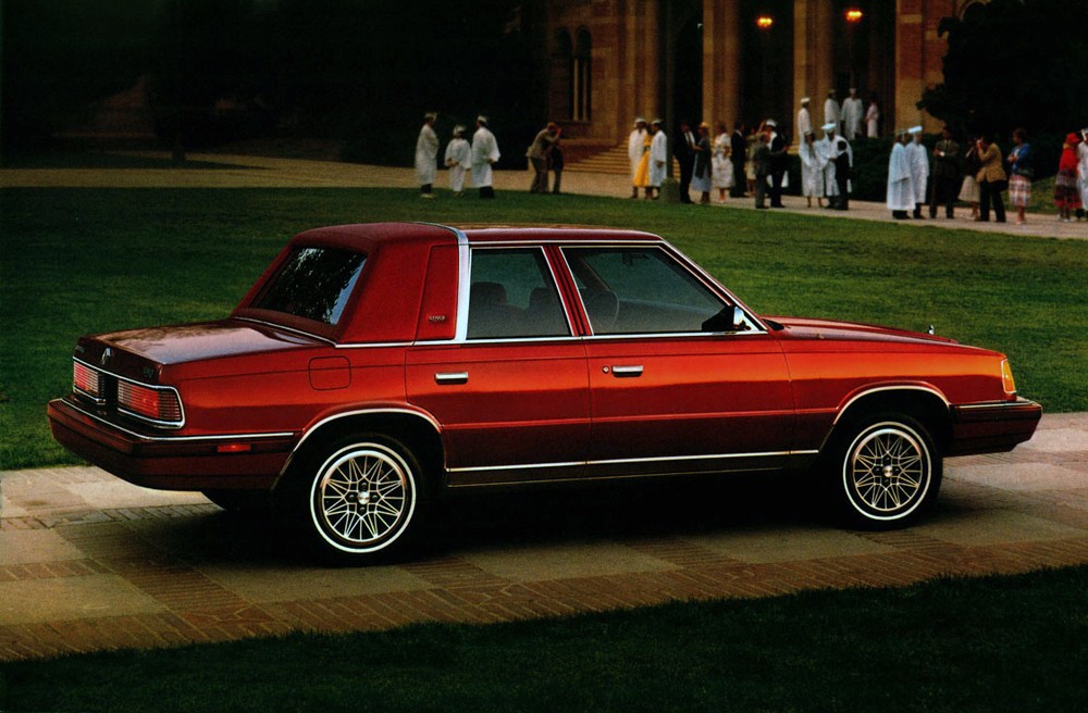 Chrysler Lebaron photo 2
