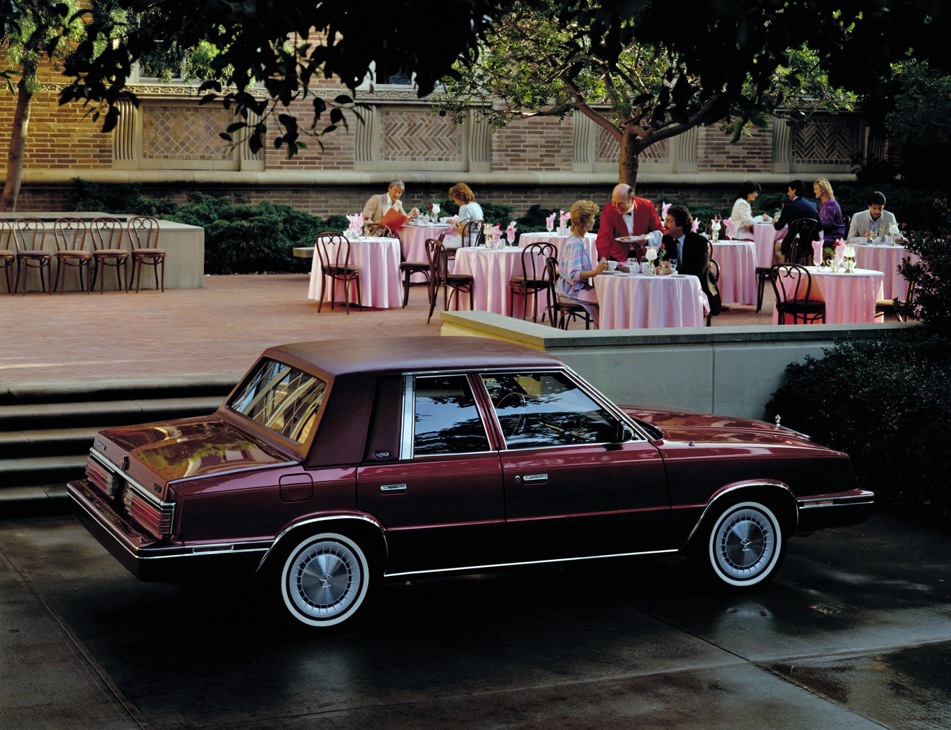 Chrysler Lebaron photo 4