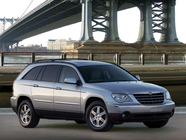 Chrysler Pacifica photo 11