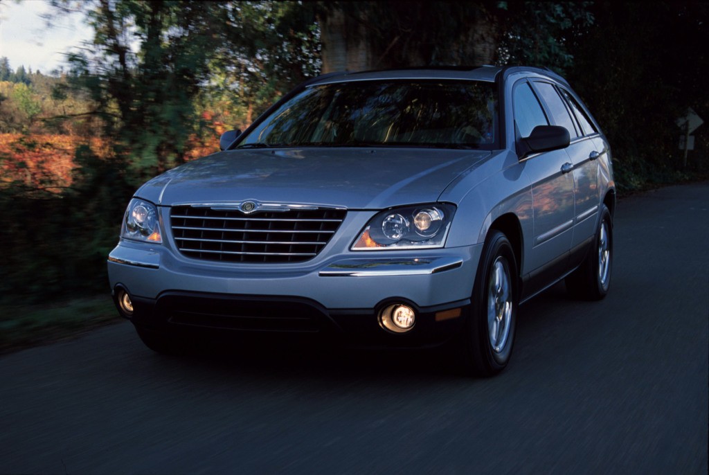 Chrysler Pacifica photo 16