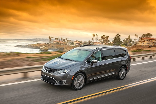 CHRYSLER Pacifica
