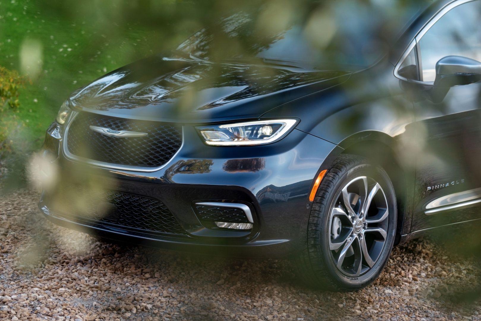 Chrysler Pacifica photo 64