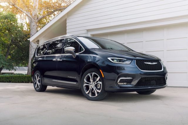 Chrysler Pacifica photo 65