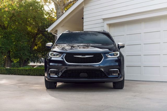 Chrysler Pacifica photo 67