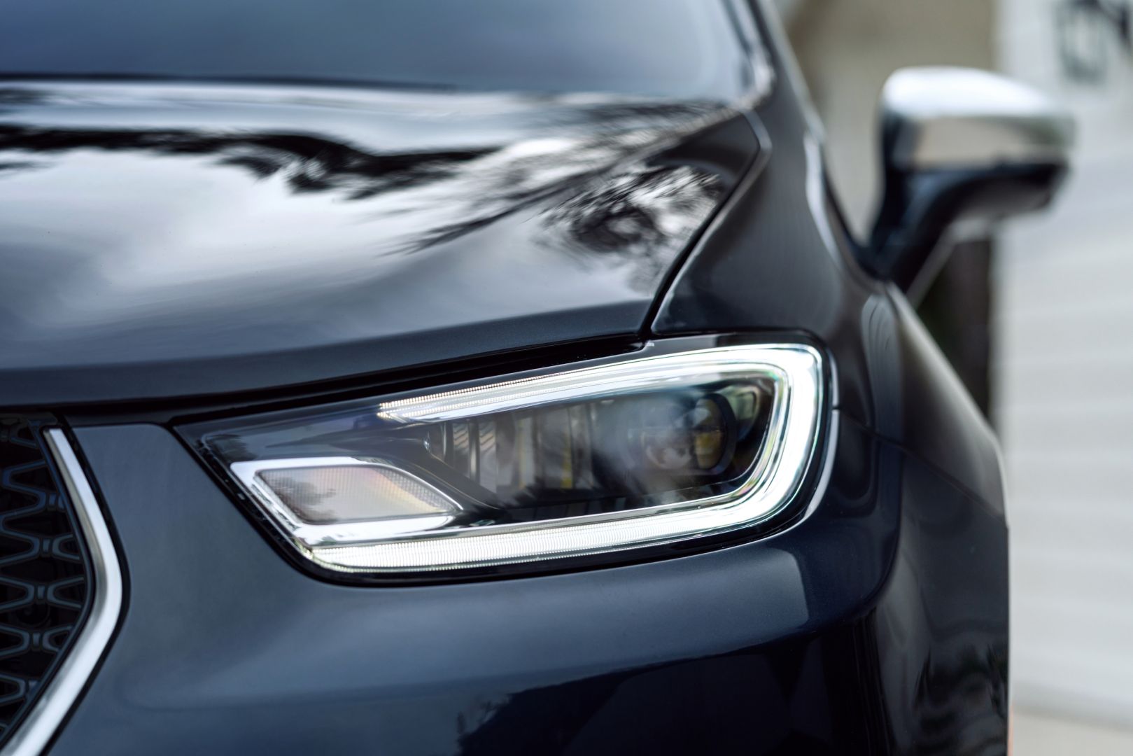 Chrysler Pacifica photo 70