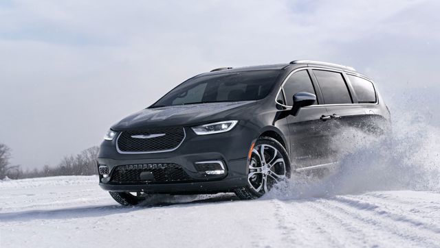 Chrysler Pacifica photo 80