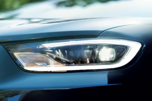 Chrysler Pacifica photo 15