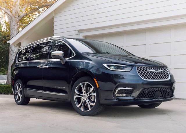 Chrysler Pacifica photo 41