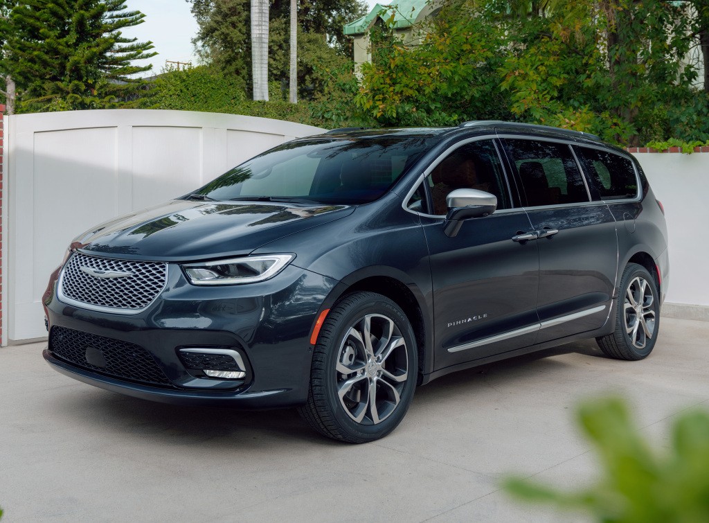 Chrysler Pacifica photo 45