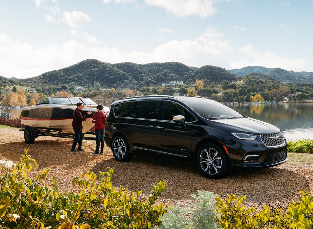 Chrysler Pacifica photo 46