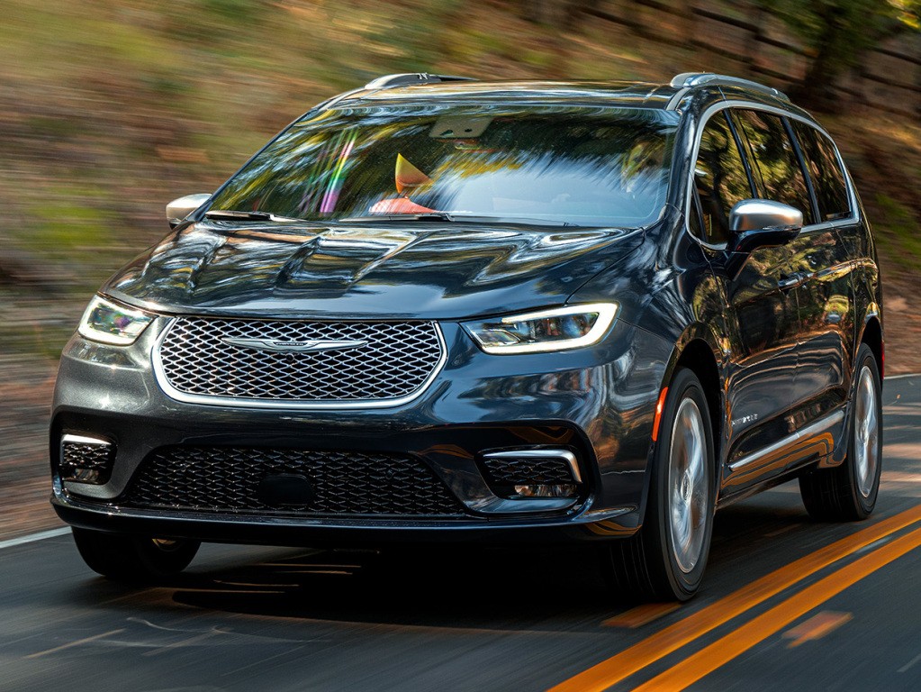 Chrysler Pacifica photo 47