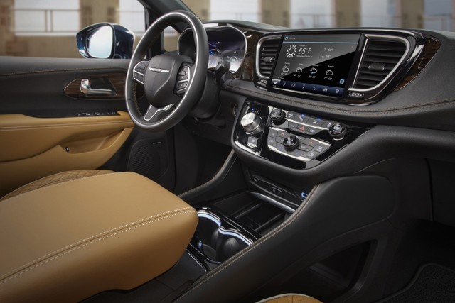 Chrysler Pacifica photo 87