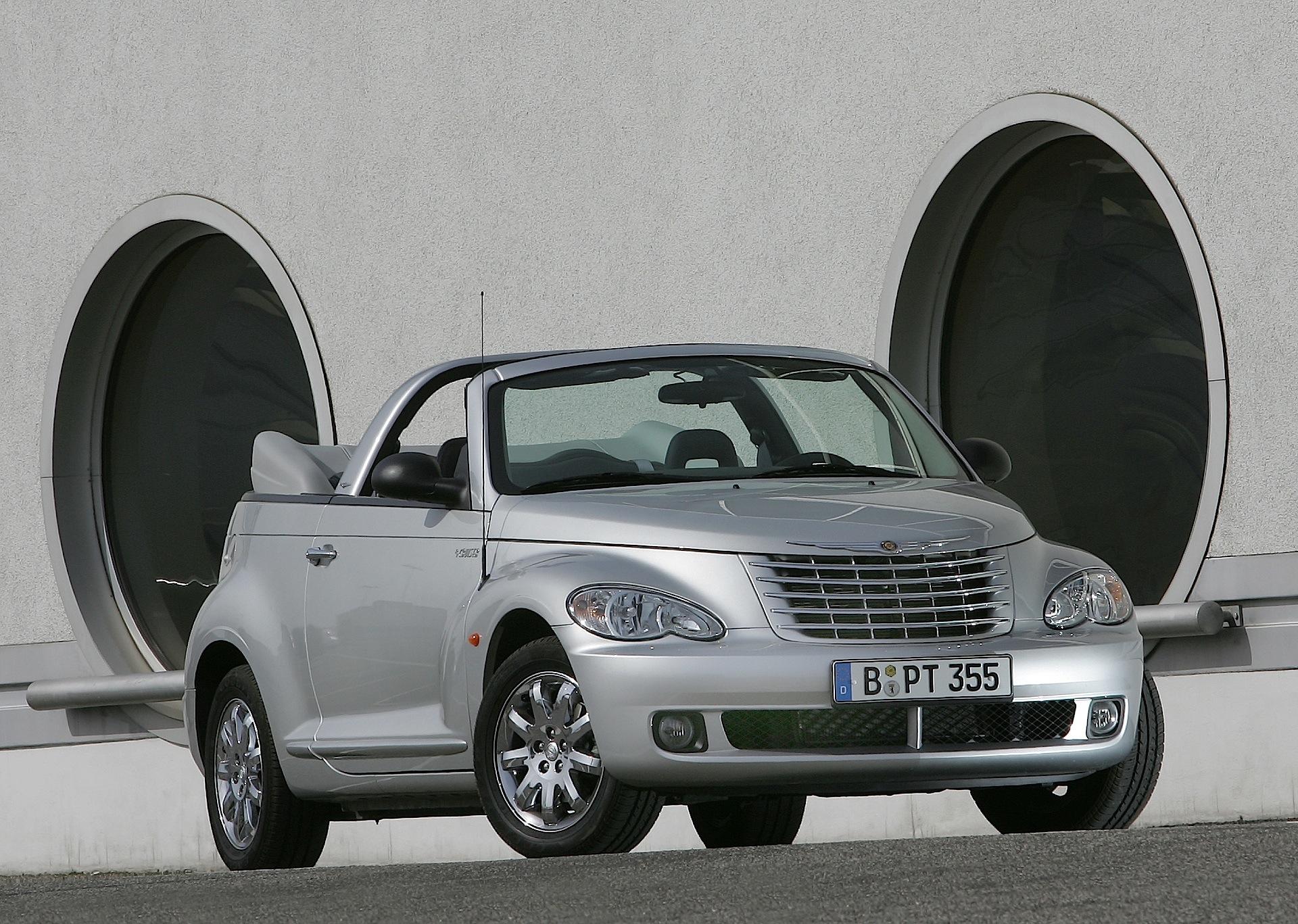 Chrysler Pt Cruiser Convertible photo 31