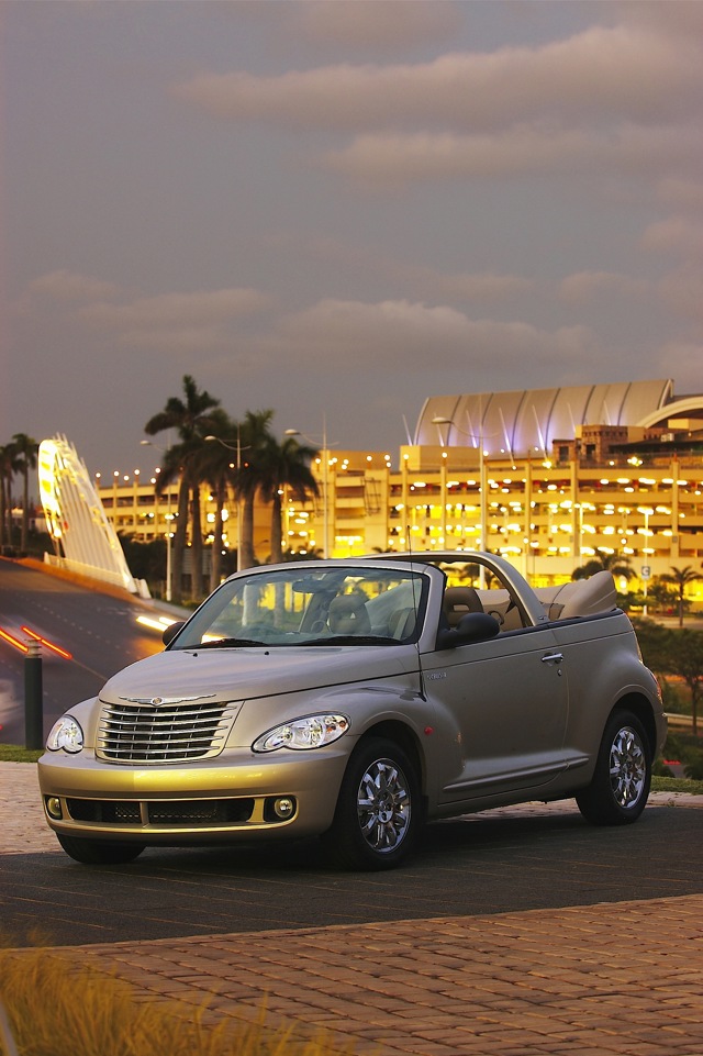 Chrysler Pt Cruiser Convertible Foto 46