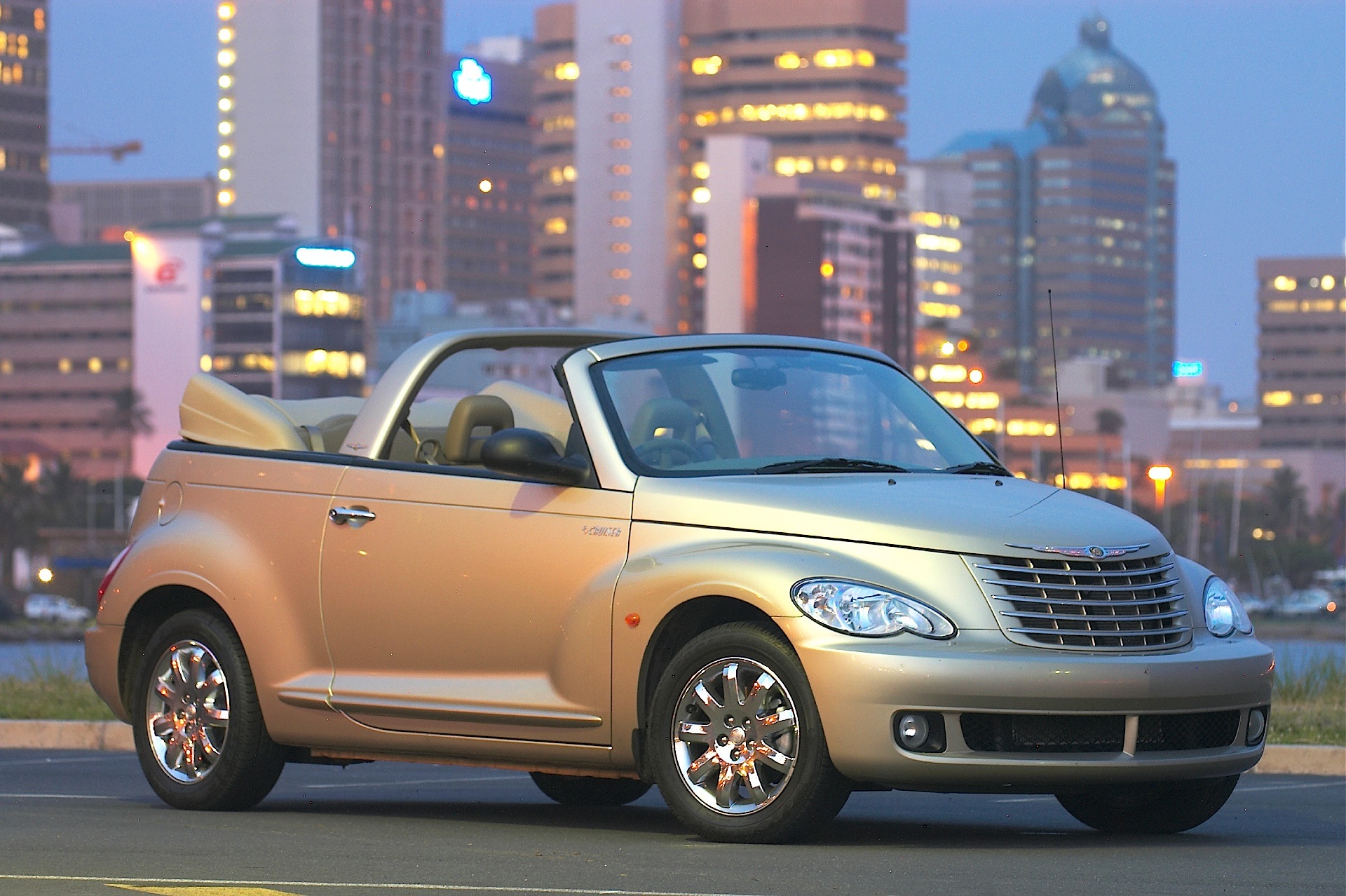 Chrysler Pt Cruiser Convertible photo 61
