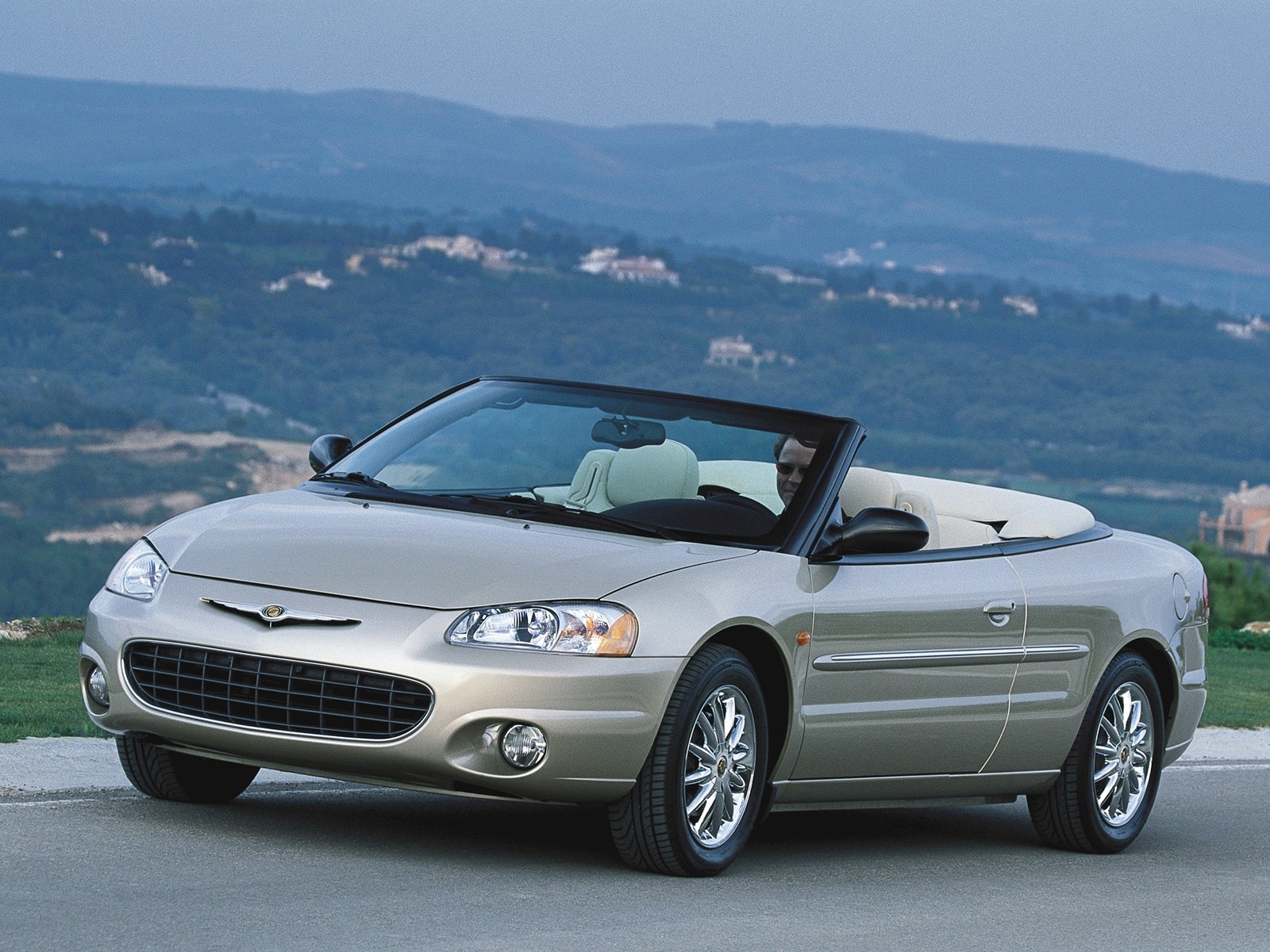 Chrysler Sebring Convertible photo 9