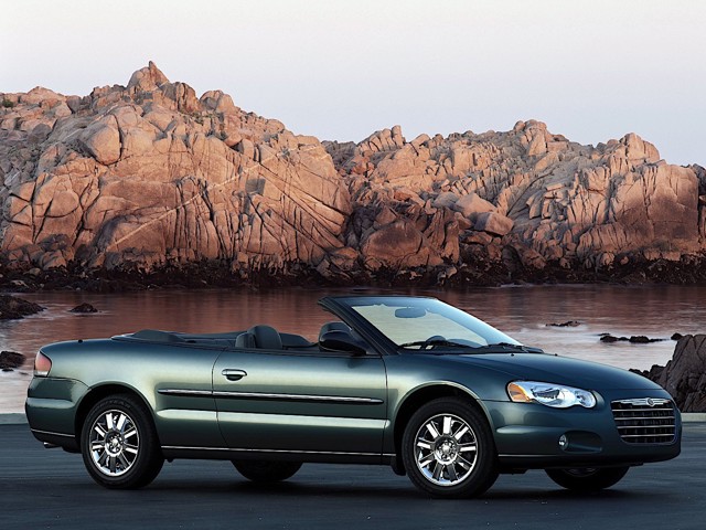 Chrysler Sebring Convertible photo 8