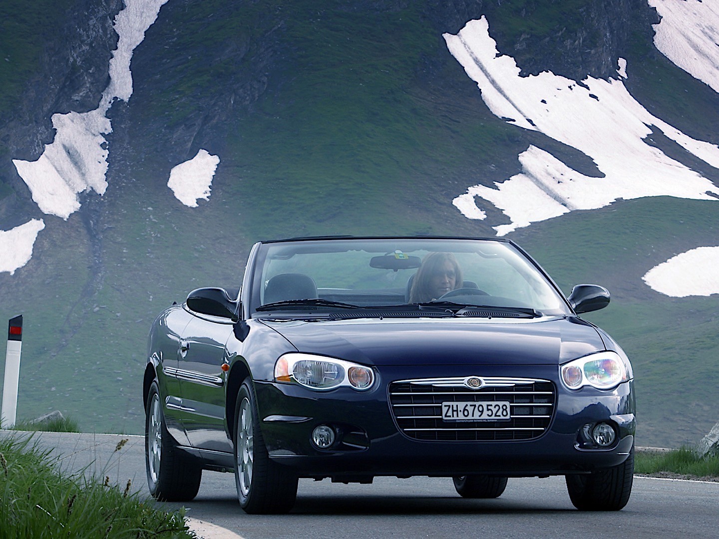 Chrysler Sebring Convertible photo 14