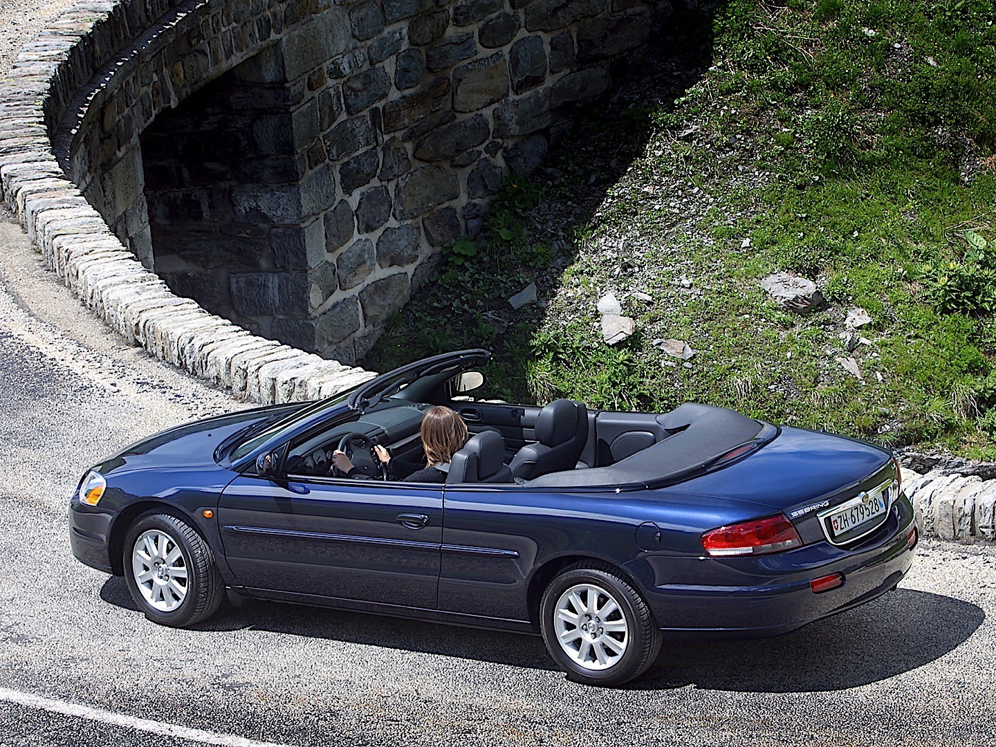 Chrysler Sebring Convertible photo 18