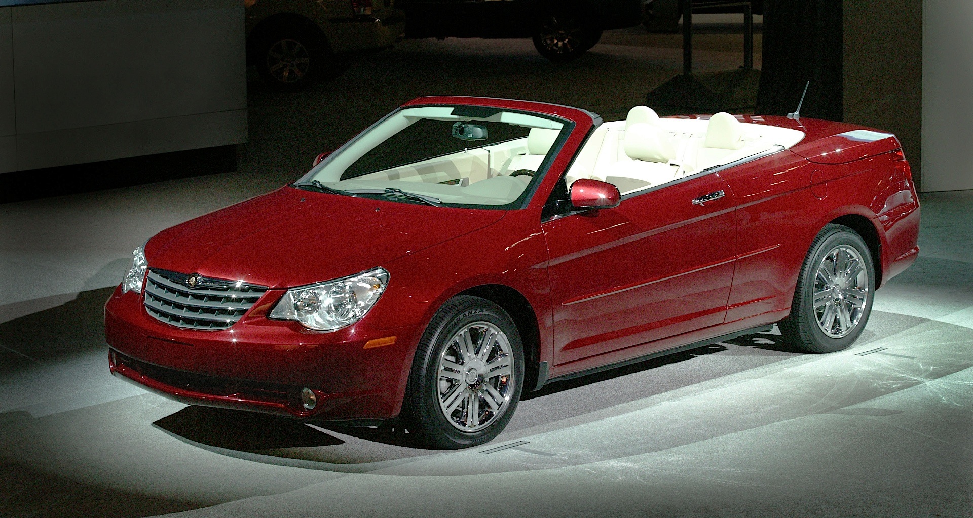 Chrysler Sebring Convertible photo 13