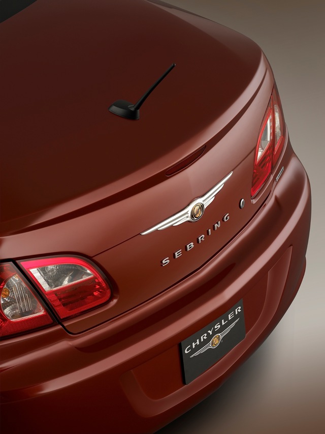 Chrysler Sebring Convertible photo 28