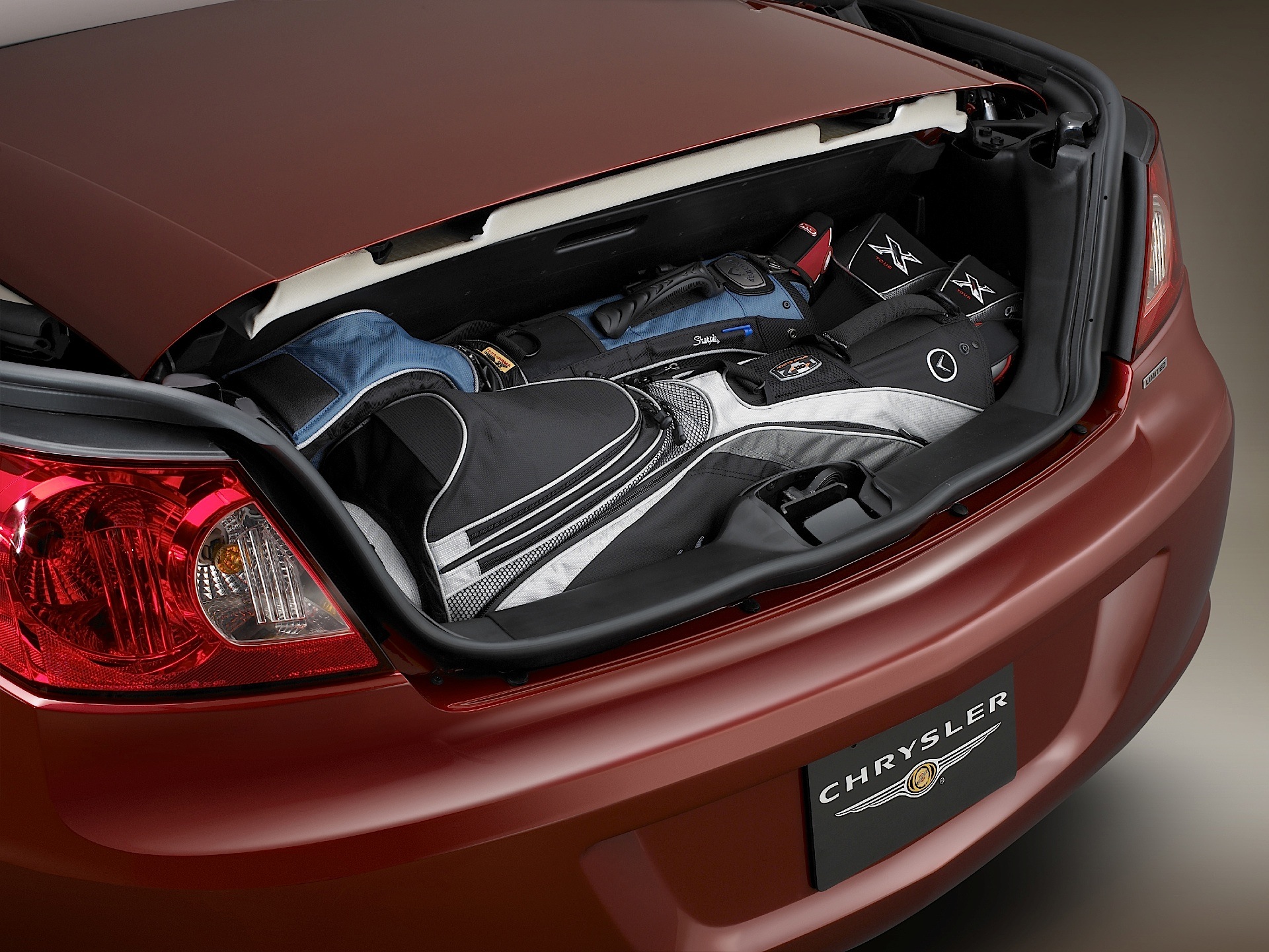 Chrysler Sebring Convertible photo 29