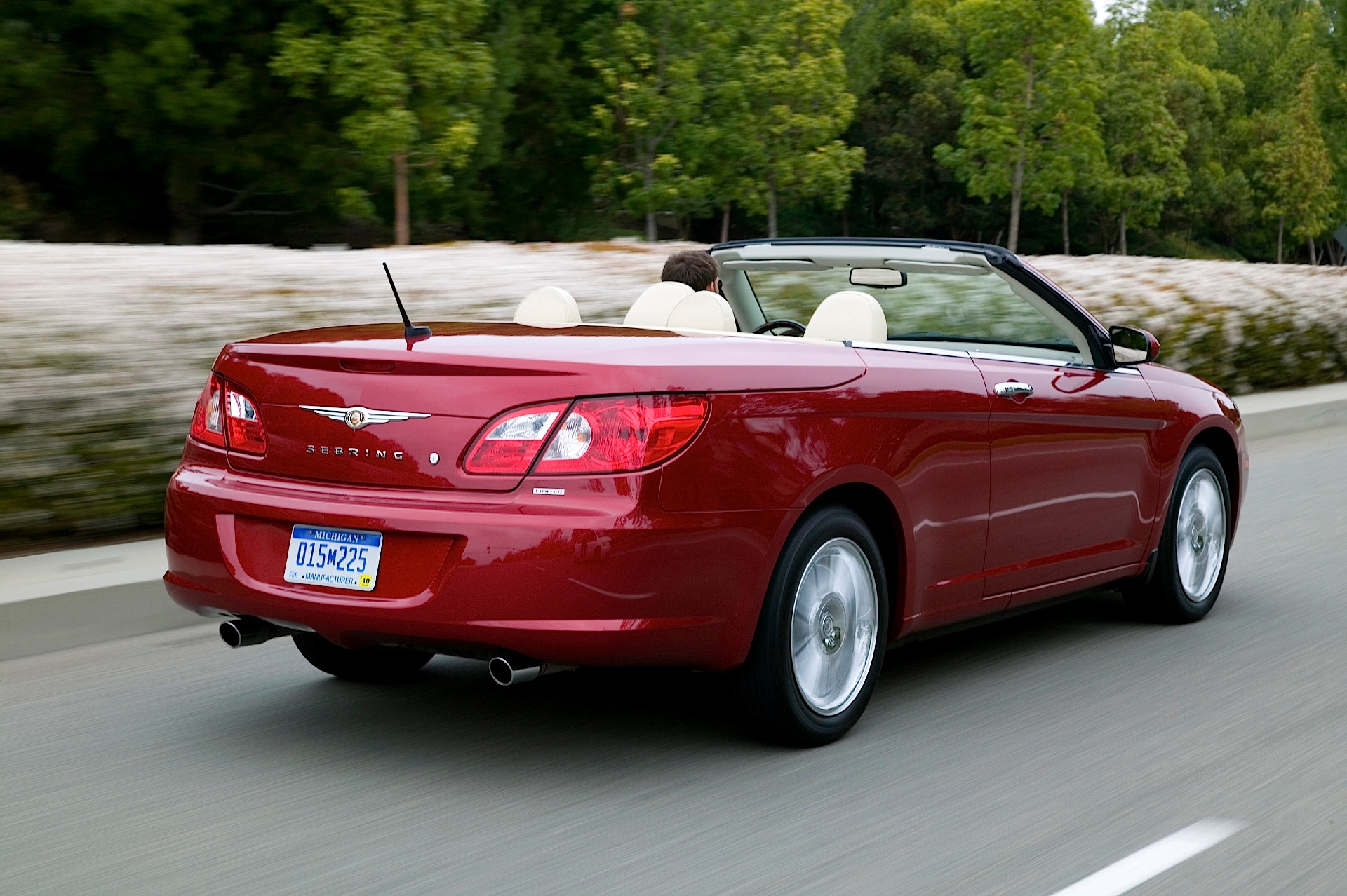 Chrysler Sebring Convertible photo 33