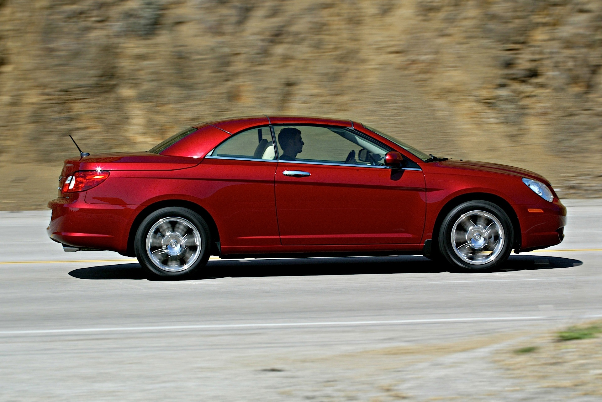 Chrysler Sebring Convertible photo 38