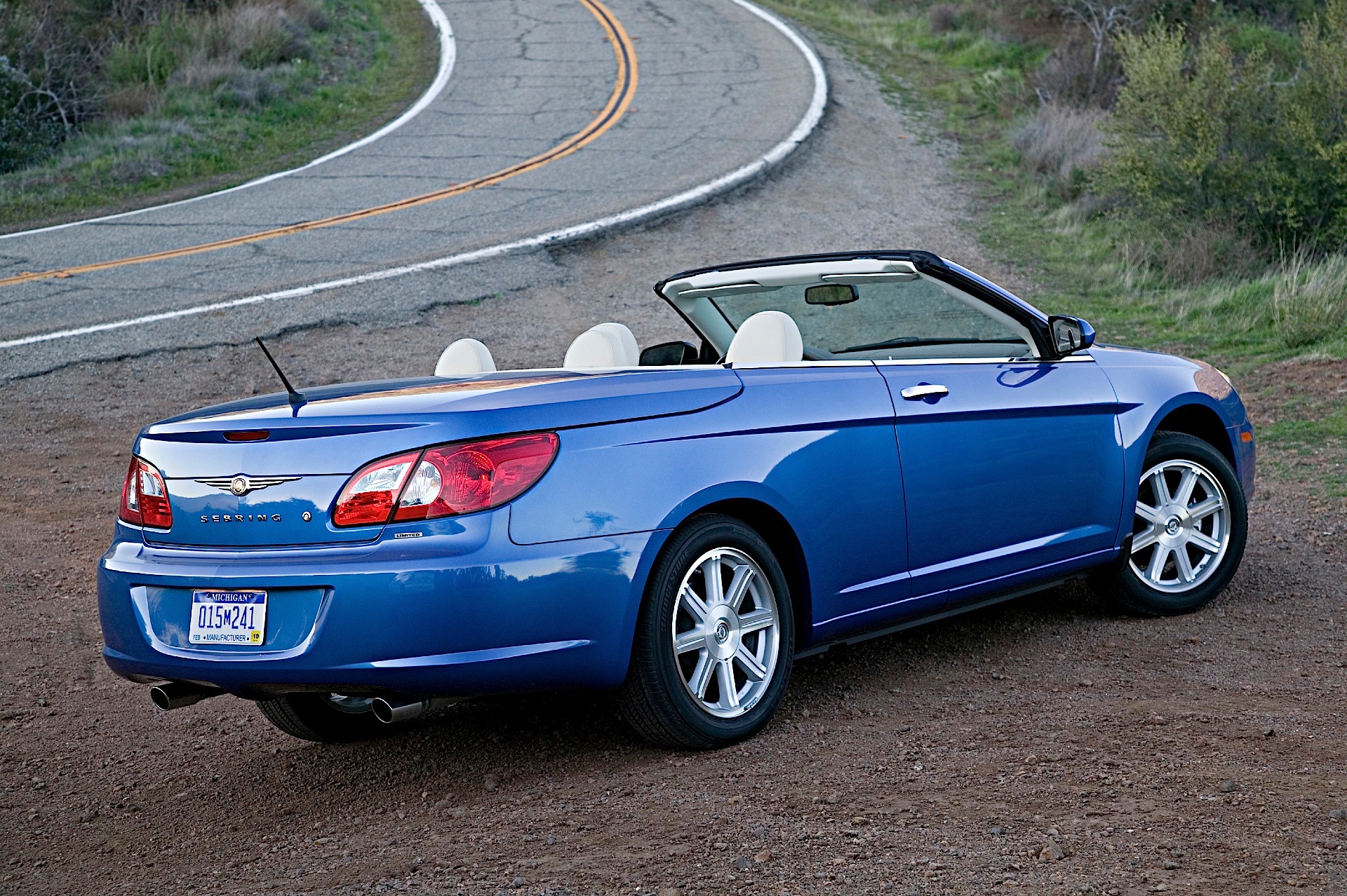 Chrysler Sebring Convertible photo 42