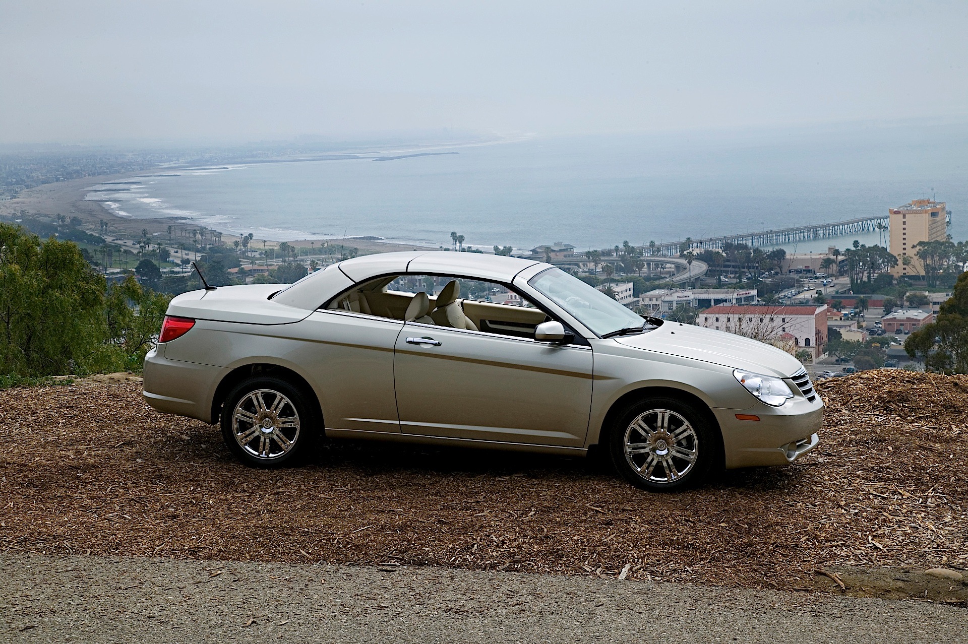 Chrysler Sebring Convertible photo 44