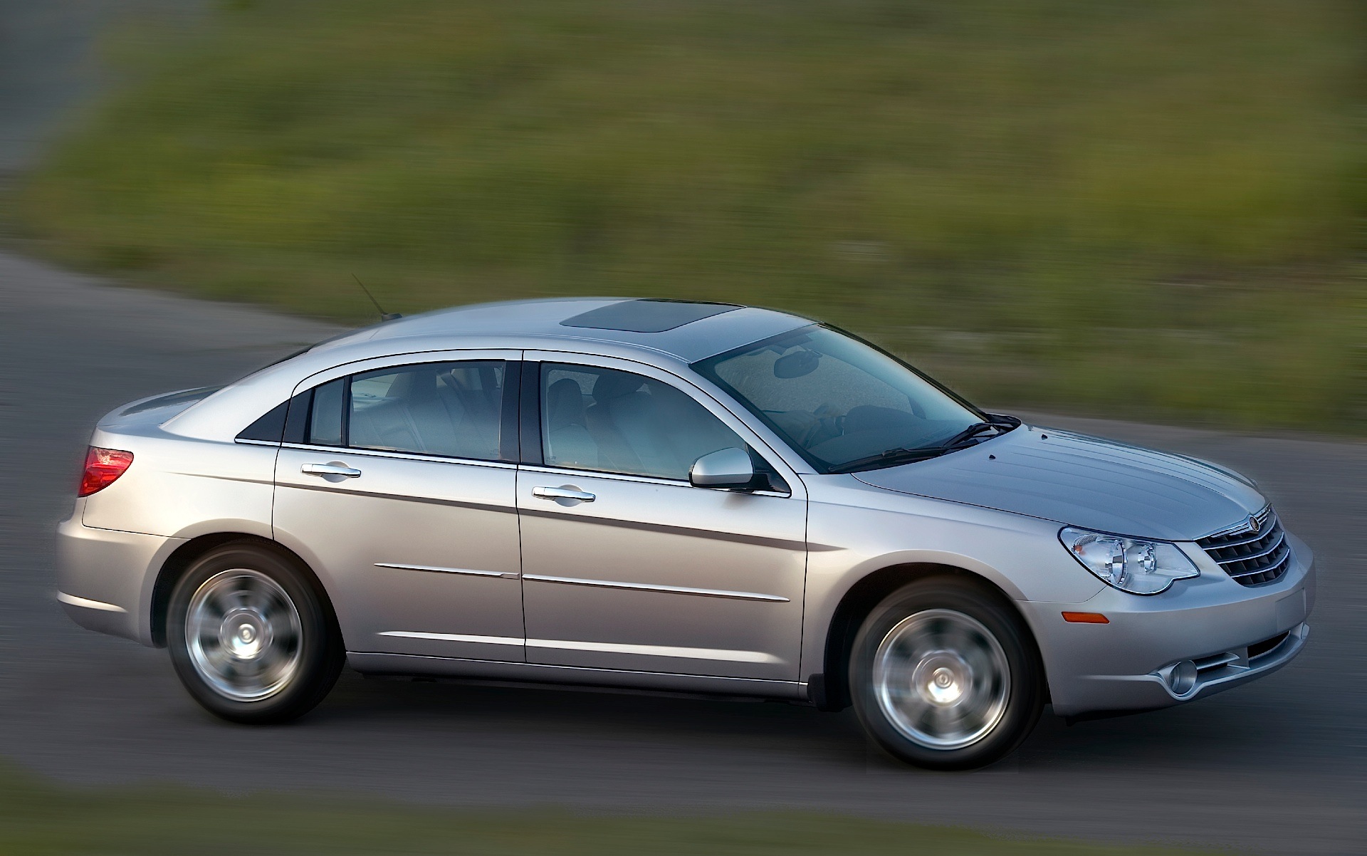 Chrysler Sebring Sedan photo 7