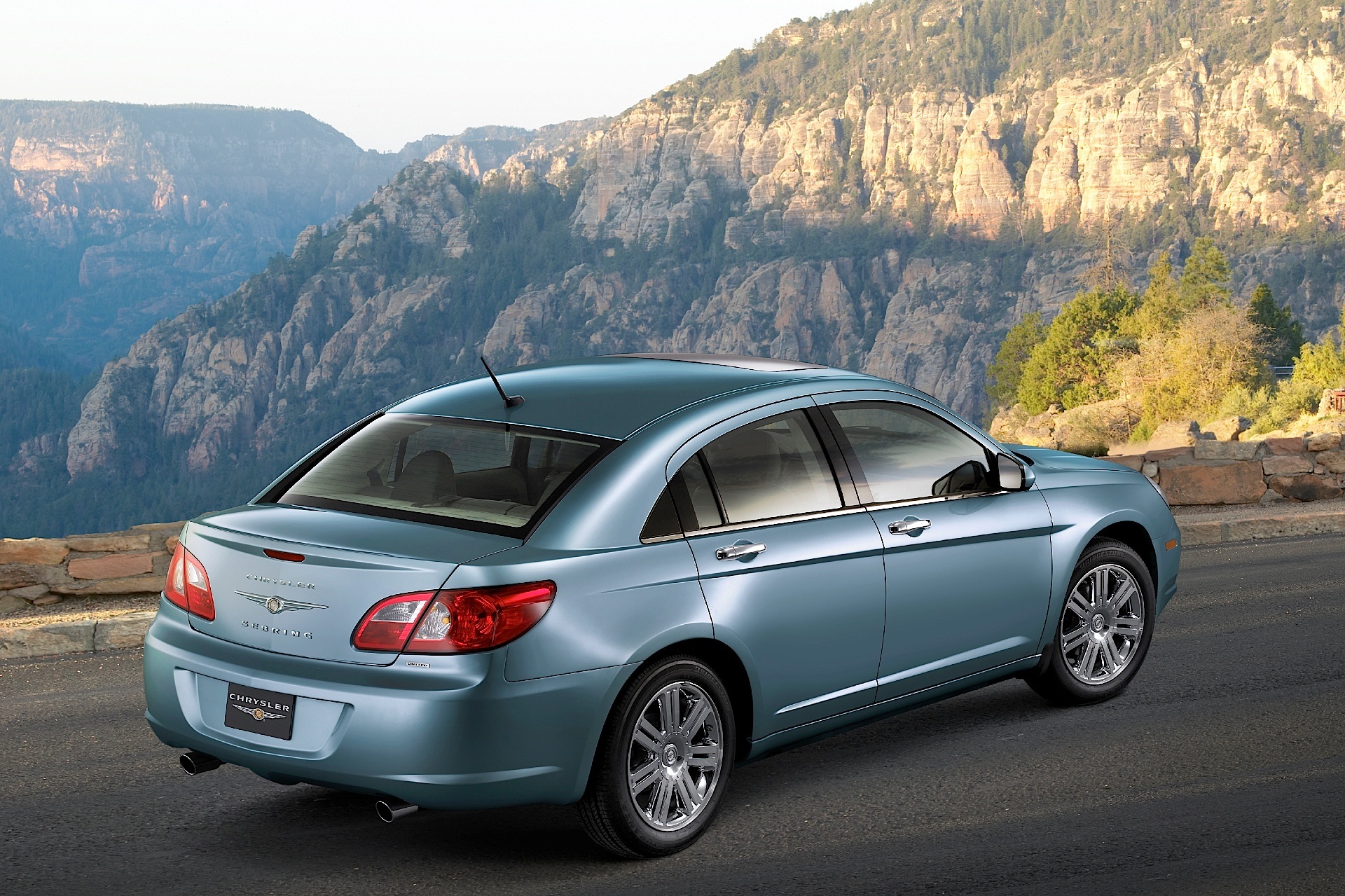 Chrysler Sebring Sedan photo 13