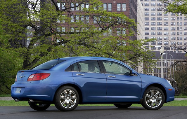 Chrysler Sebring Sedan photo 15