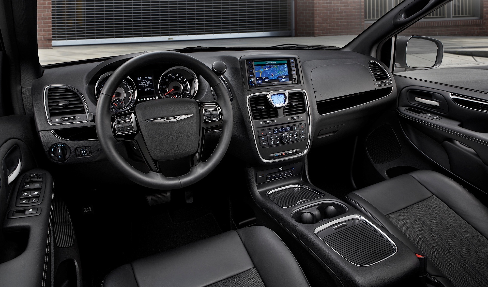 Chrysler Town &Amp; Country photo 32