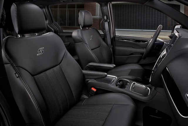 Chrysler Town &Amp; Country foto 33