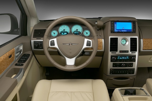 Chrysler Town &Amp; Country foto 30
