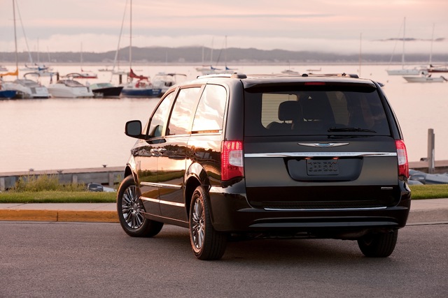 Chrysler Town &Amp; Country foto 2