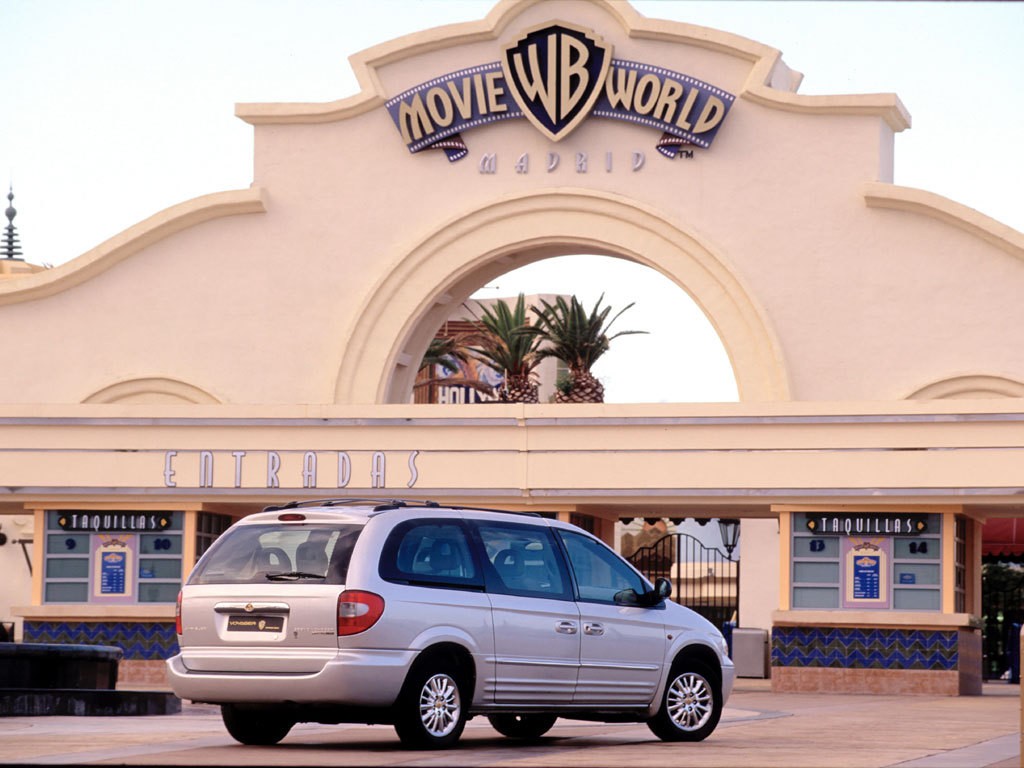 Chrysler Voyager photo 12