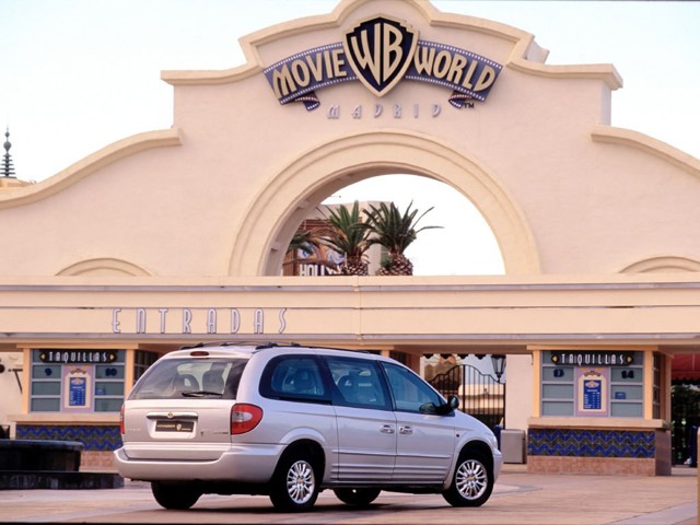 Chrysler Voyager photo 12