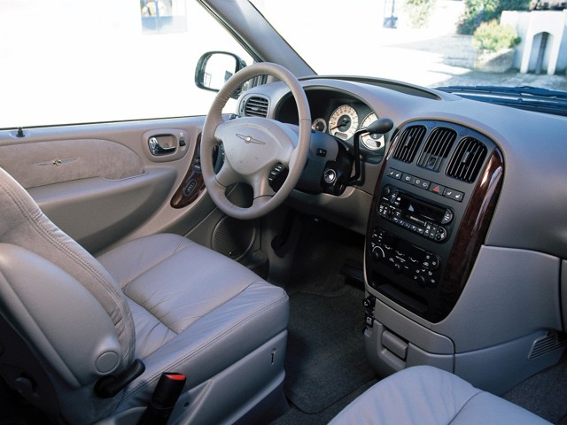 Chrysler Voyager photo 32