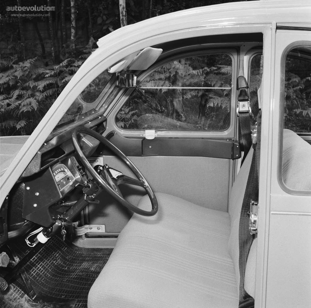 Citroen 2Cv photo 113