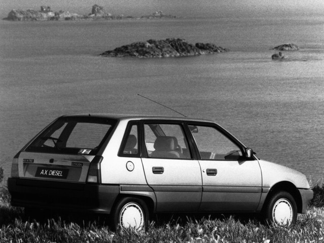 Citroen Ax 5 Doors foto 11