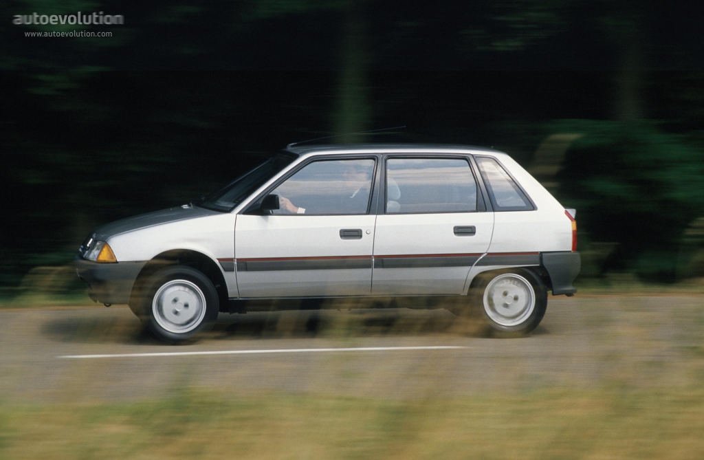 Citroen Ax 5 Doors photo 4