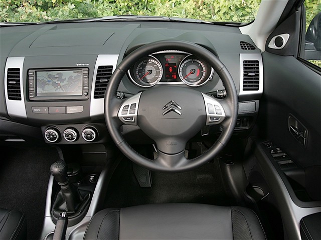 Citroen C-Crosser photo 51