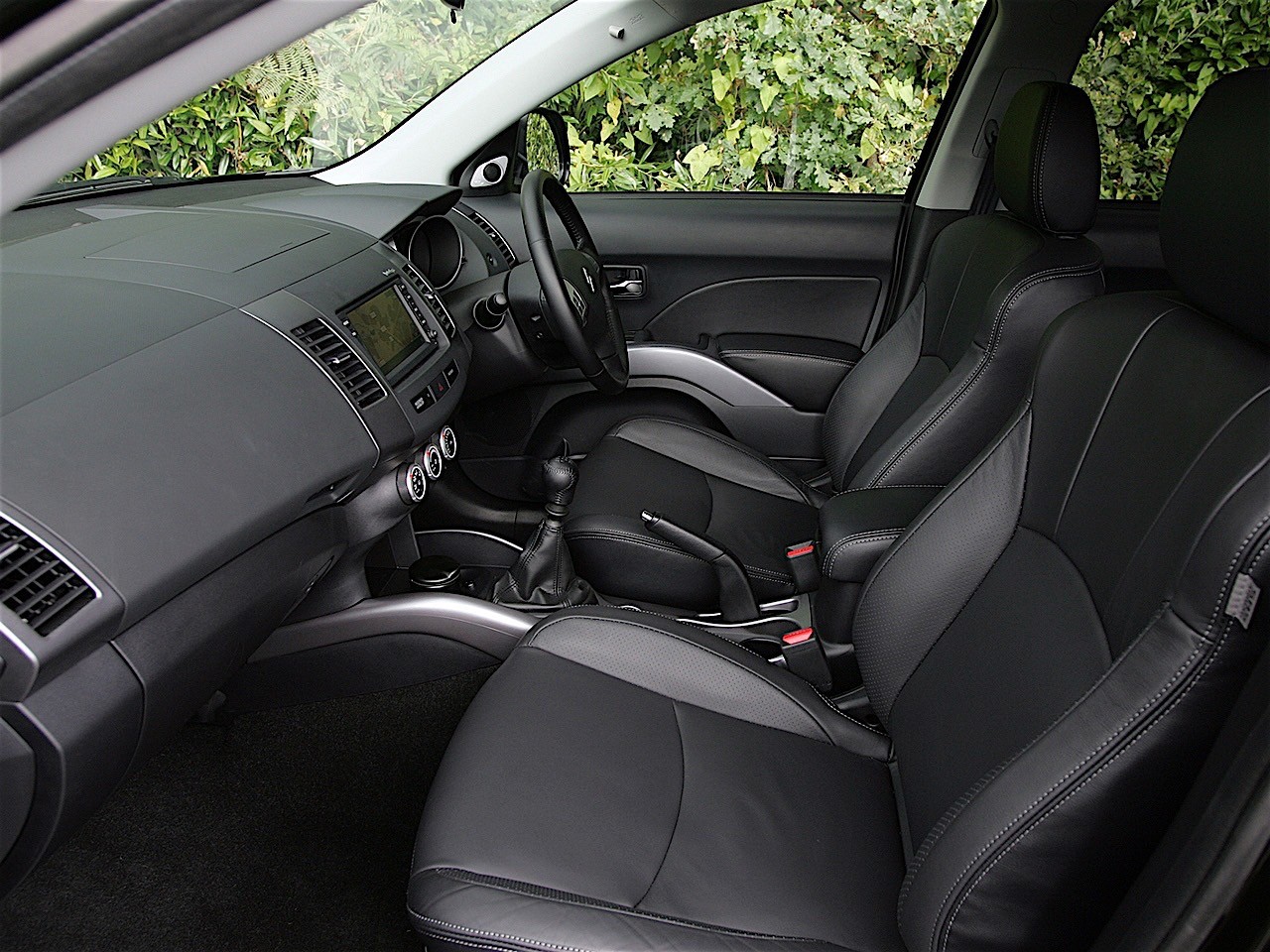 Citroen C-Crosser photo 52