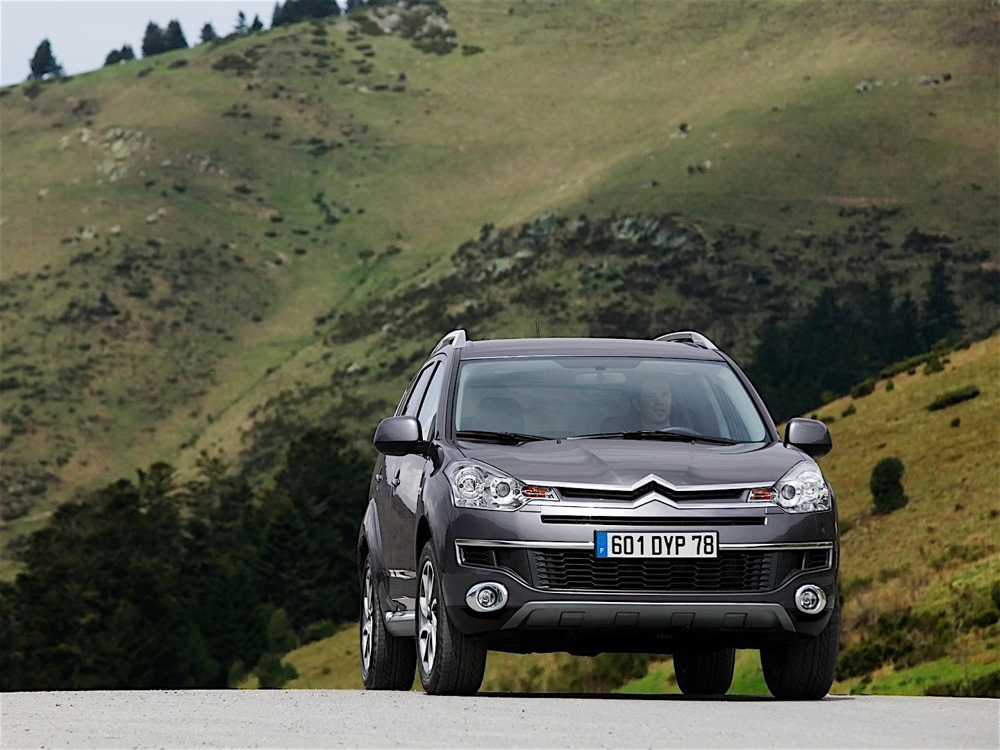Citroen C-Crosser photo 26