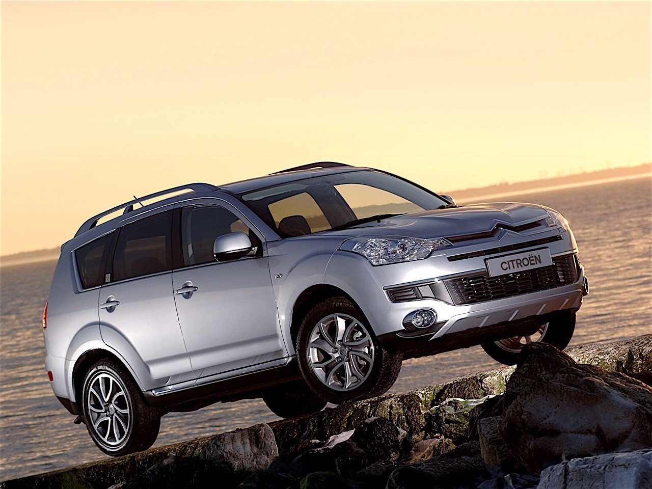 Citroen C-Crosser photo 41