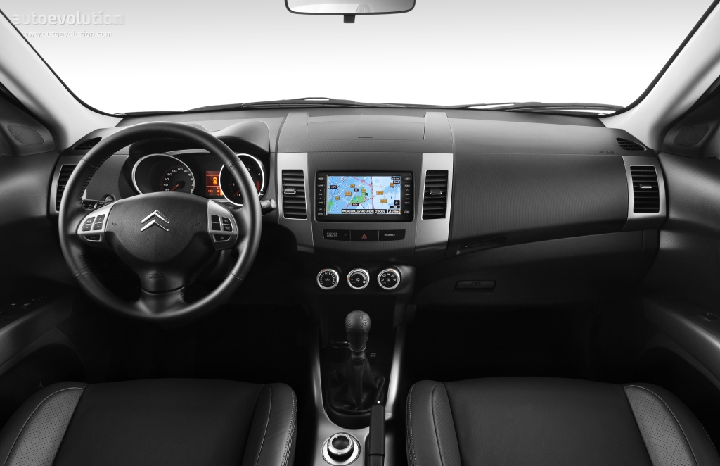 Citroen C-Crosser photo 42