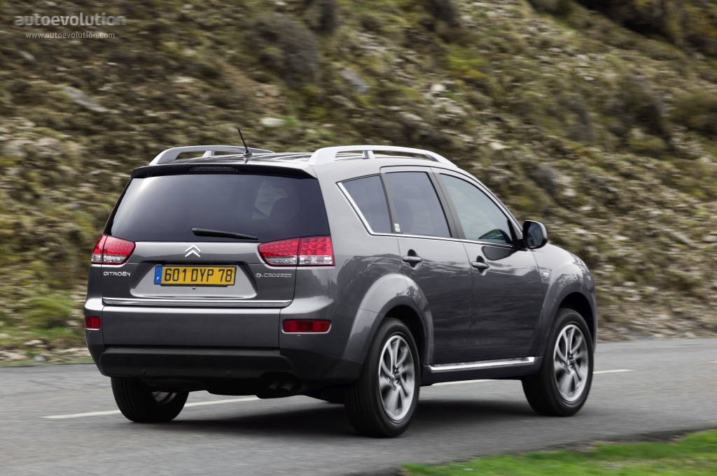Citroen C-Crosser photo 7