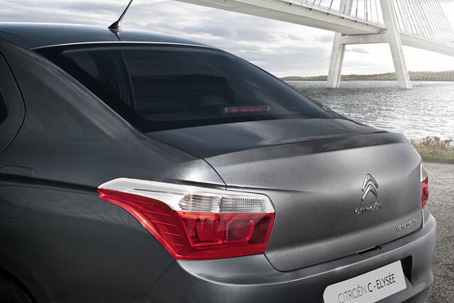 Citroen C-Elysee photo 17